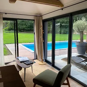 Le Clos Dauphinais Chez Laurette Hébergement de vacances